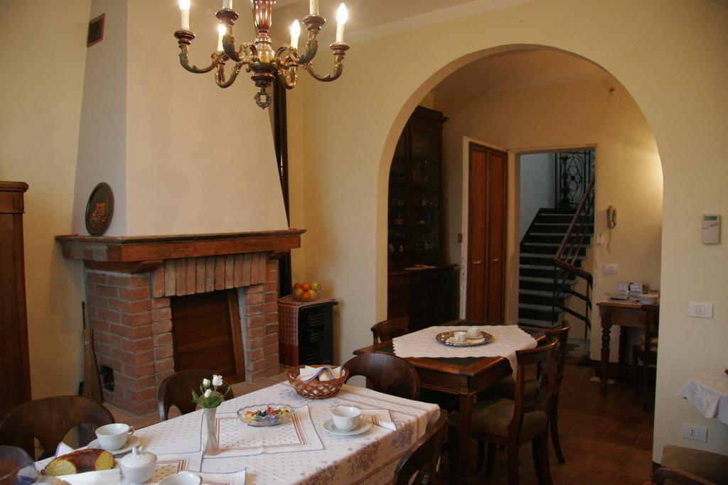 Agriturismo Antica Golena กวสตันญา ภายนอก รูปภาพ